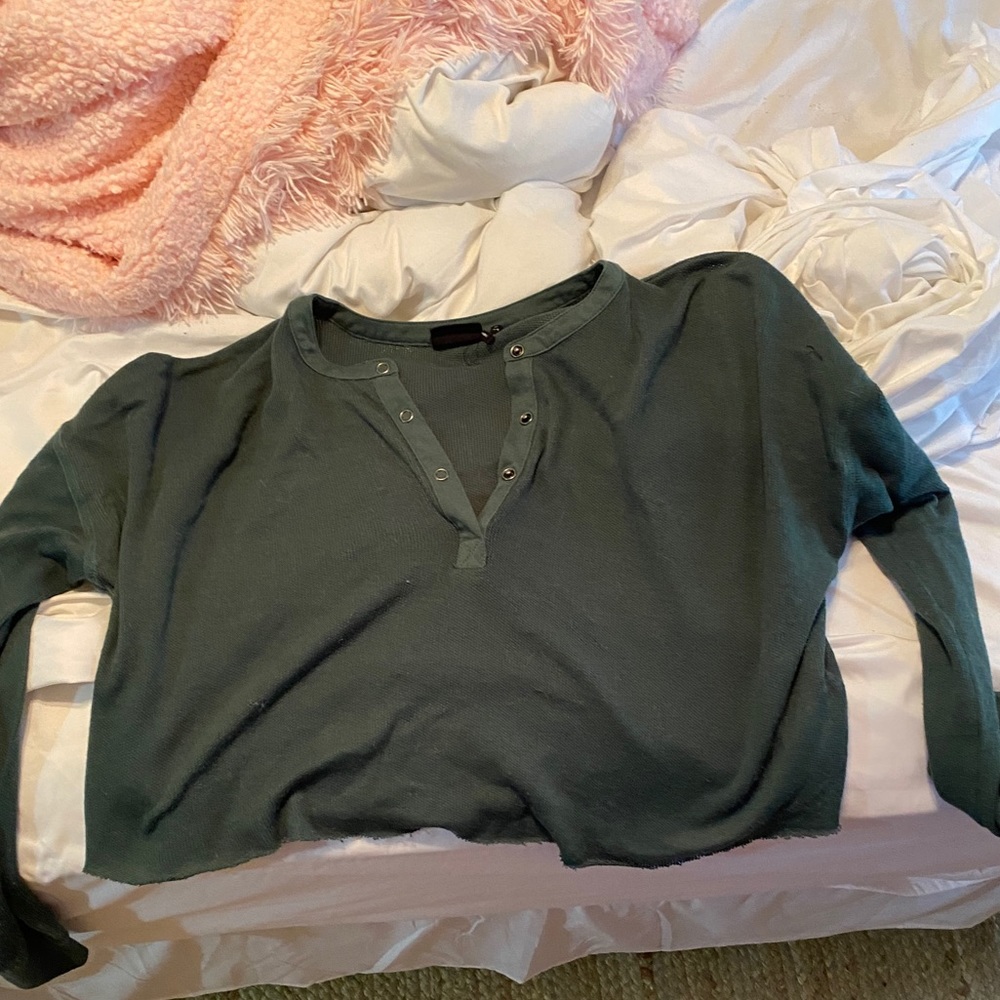 urban cropped waffle shirt